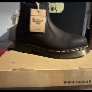 Doc martens Chelsea boots